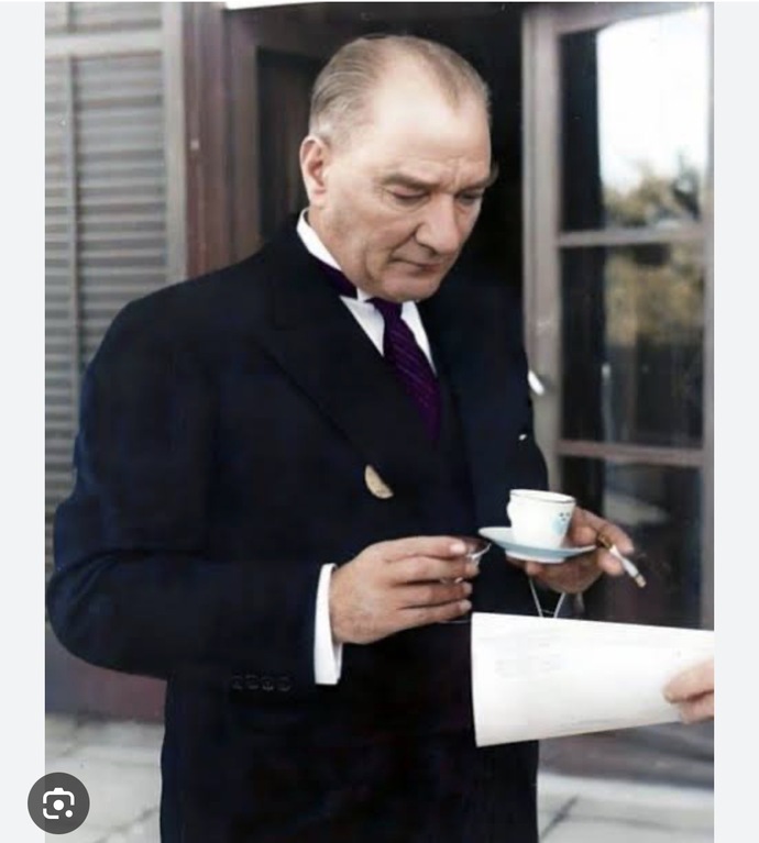 Akşam kahveleri içildi mi?