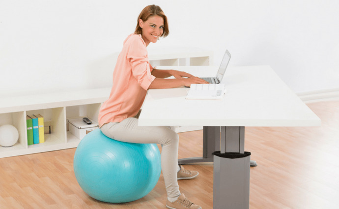 Sizce pilates topunun üzerinde oturmak spor sayılır mı?