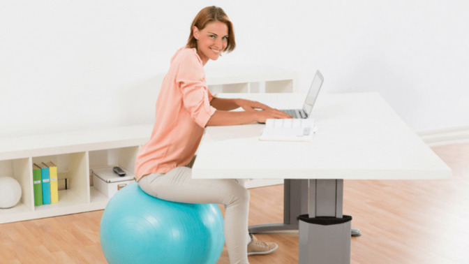Sizce pilates topunun üzerinde oturmak spor sayılır mı?