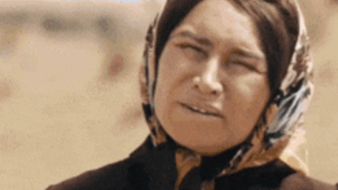 Enişteniz doğum günümde gtünü tutup gelmiş, ayrılayım mı?