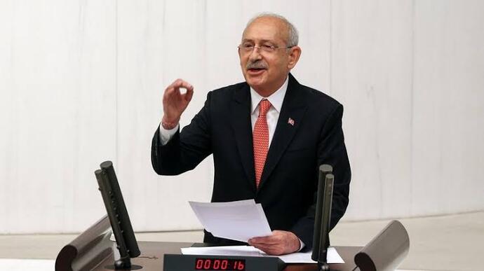 Türk erkeklerinin siyaseten iyi olduğumuz ülkelerin kızlarına yazma taktiği hakkında ne düşünüyorsunuz?