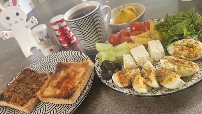 Sessiz bir kahvaltı mı, kalabalık bir kahvaltı sofrası mı?