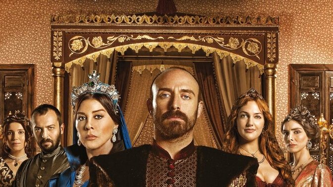 Muhteşem Yüzyıl mı Game Of Thrones mu?