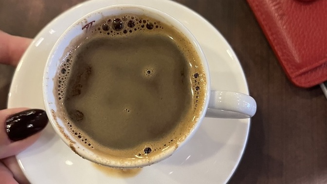 Kimler sabahları kahve içmeye bayılır?