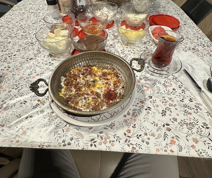 Kahvaltıda kavurmalı yumurta sever misiniz, sizce en iyi nasıl yapılır?