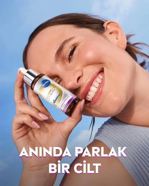 Niveanın cam cilt için etkili olan ürününü kullandınız mı?