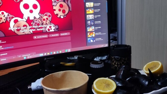 Düzenli olarak aşerdiğiniz bir şey var mı?
