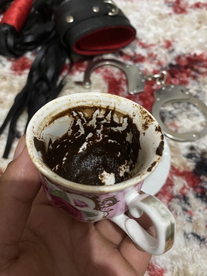 Falcı bacılarım, kahve falımda fincanımda ne görüyorsunuz ne hissediyorsunuz?