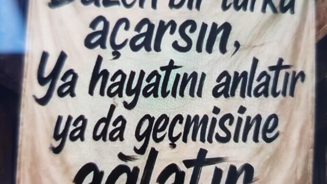 Anasılsın nun hikayeleri olan türküleri sever misiniz?