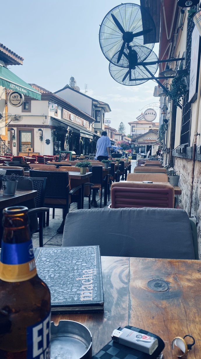 hava çok sıcak bira sonrası kahve değil mi