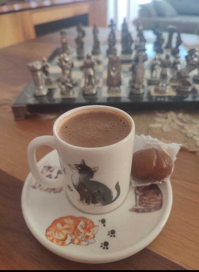 Kahvenin yanında en iyi ne gider?