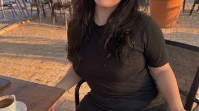 İlk kez şort etek giydim sizce bana yakışmış mı, nasıl duruyor?
