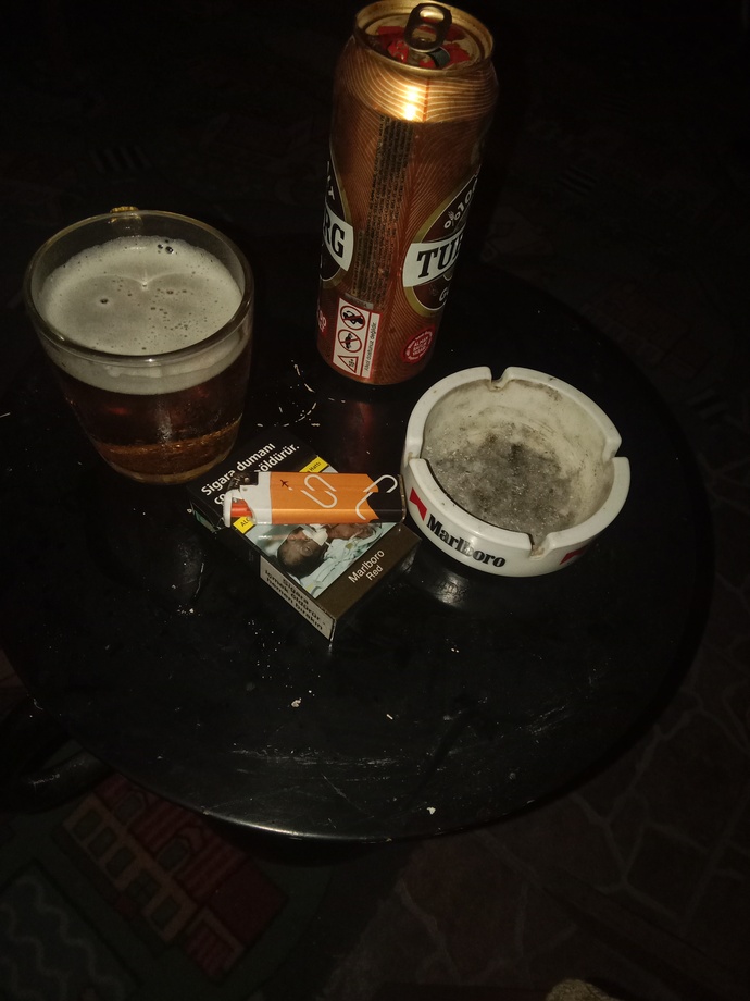 Evde en çok hangi içeceği içmeyi seviyorsunuz, çay mı kahve mi, alkol mü?