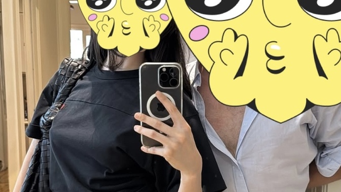 Bu fotodaki iPhone sizce Pro mu yoksa Pro Max mi, elde tutuş ve boyuta bakınca?