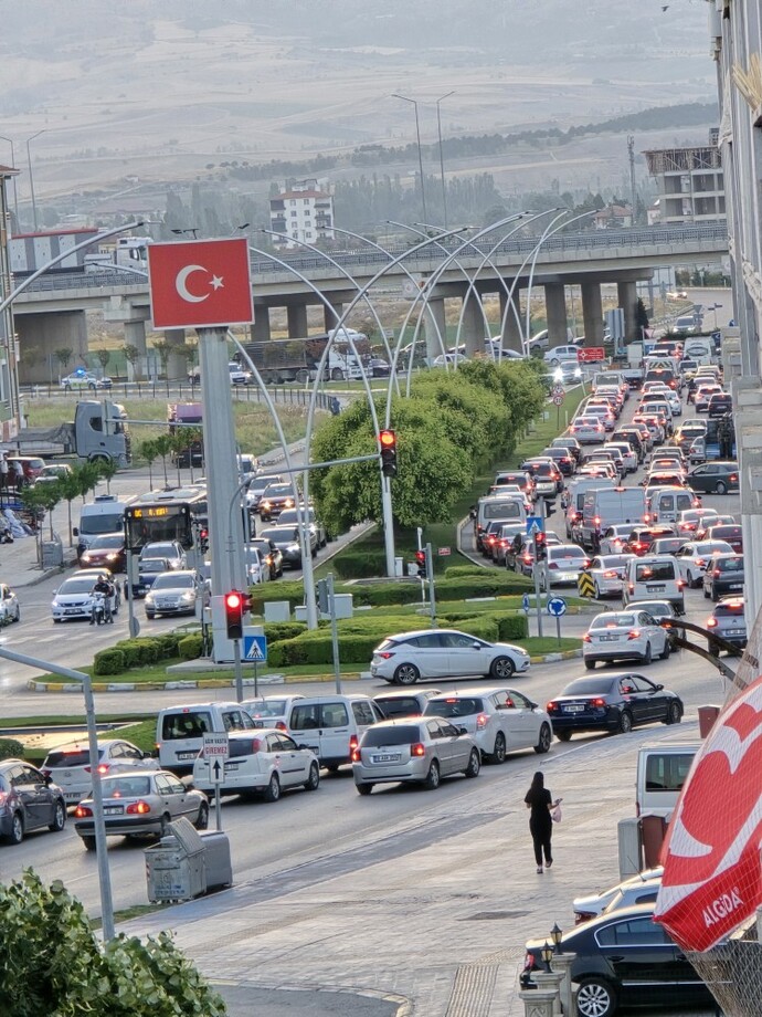Yoğun kalabalık Trafiğe ne sıklıkta maruz kalıyorsunuz?