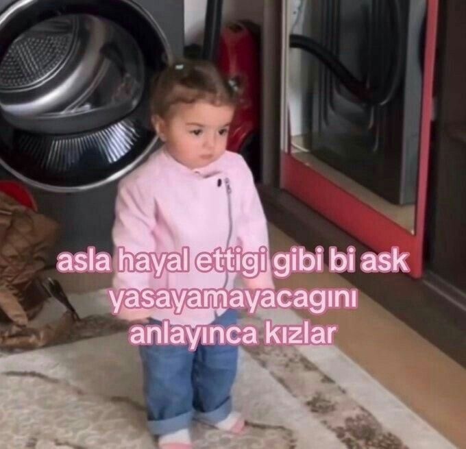 Sevgilinizin telefonu suratınıza kapatması sizin için ayrılık sebebi midir?