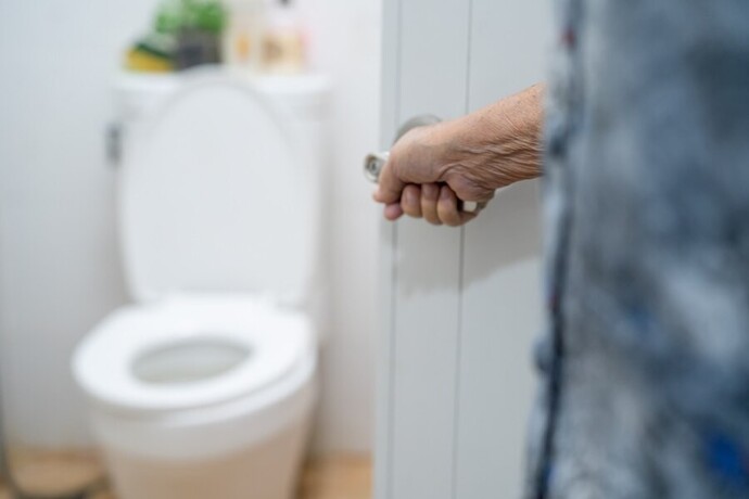 Uyurken kalkıp tuvalete gider misin?