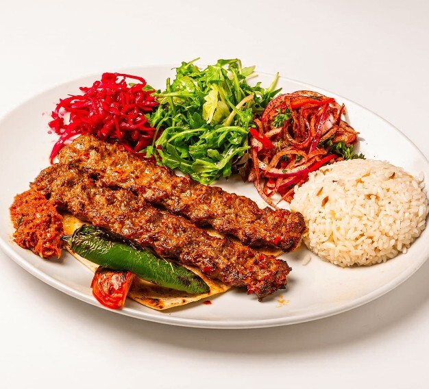 Kebabın yanına en iyi ne yakışır?