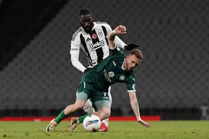 Konyasporda Arthur Masuaku Sesleri! Ne düşünüyorsunuz?