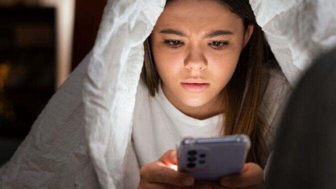 Hiç tam bir gün boyunca cep telefonu kullanmadan durabildiniz mi, nasıl geçti?