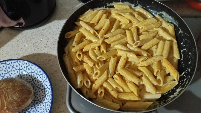 Soslu makarna sever misin?