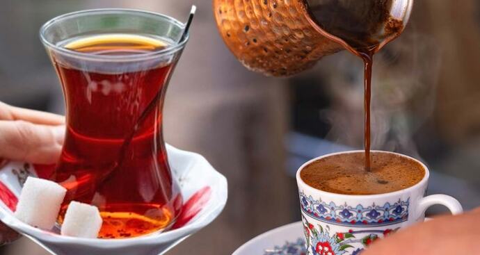 Günün yorgunluğunu çay mı alır kahve mi?
