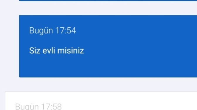 İlk mesajı atan o, geçen konuşma fotoda var. Ve sonuç engellemiş 😂 sizce ruh hastası olabilir mi?