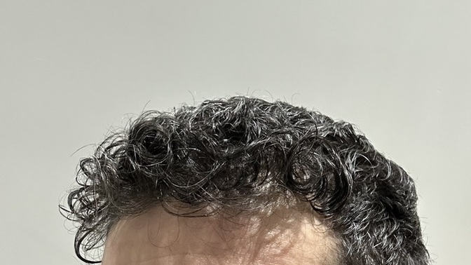Kıvırcık saç kötü mü erkekte?