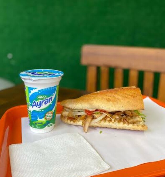Döner ayran mi döner kola mi?