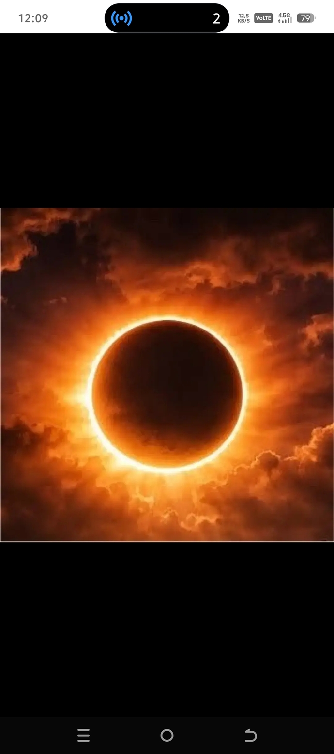 Yine aylar dan Ağustos ve yine bir tam güneş 🌞 tutulması, yine bir büyük deprem yaşanır ve tarih tekerrür eder mi?