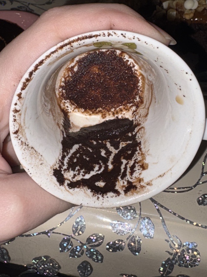 Türk kahvesi falına bakar mısınız, fincan fotoğrafına göre yorum yapar mısınız?