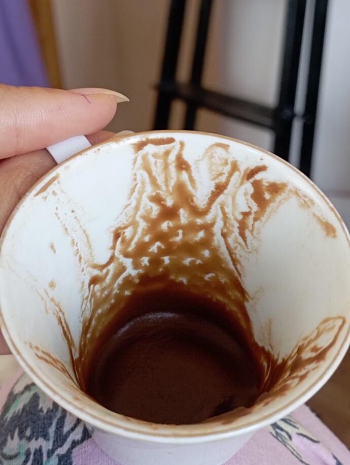 Nolur kahve falıma detaylı bakar mısınız, fincandaki işaretler ne anlama geliyor?