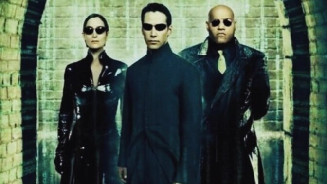 Radikal bir karar alıp Matrix izlemeyi seven o kadın sadece ben miyim?