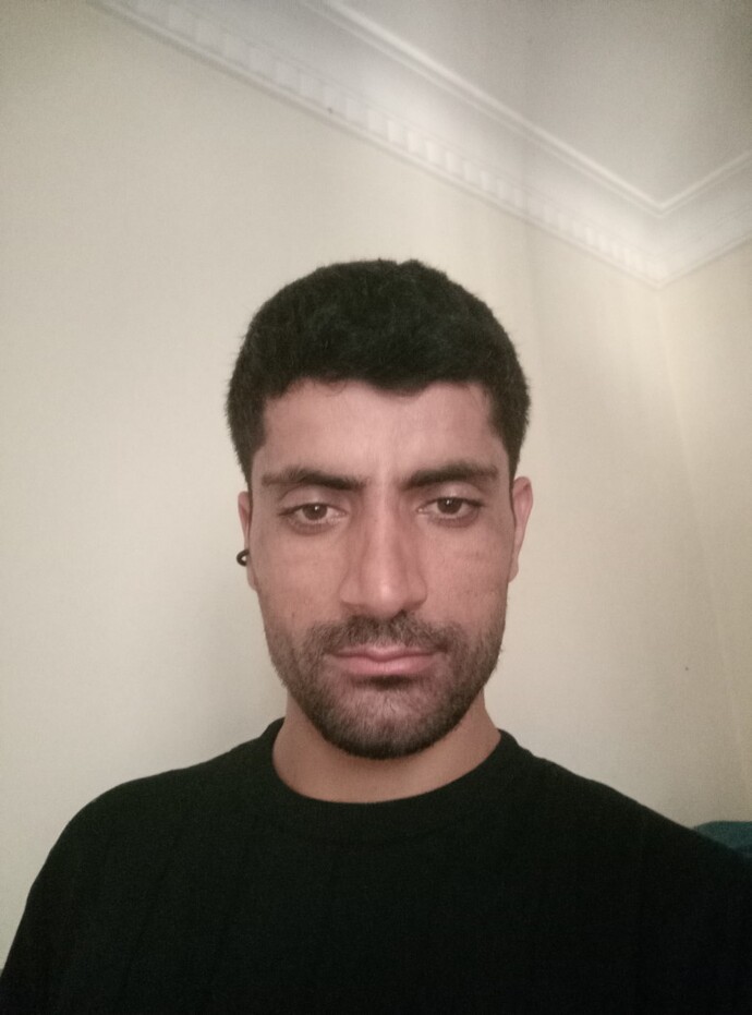 Çirkin olduğumu düşünüyorum, bu tipimle beni kim beğenir ben nasıl evleneceğim?