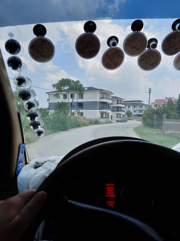Asla dinlemem dediğin bir müzik türü var mı yoksa her türe şans verir misin?