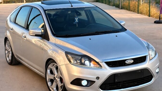 Ford Focus 2.5 nasıl araba sizce alınır mı?