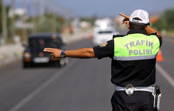 Yol boş, basalım mı?