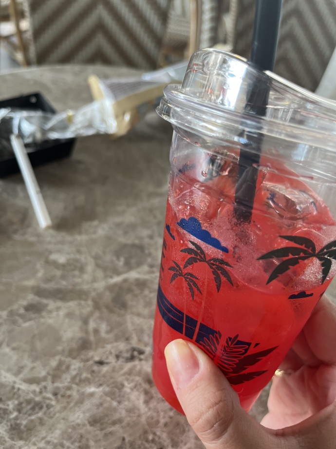 Kime limonata ısmarlayayım?