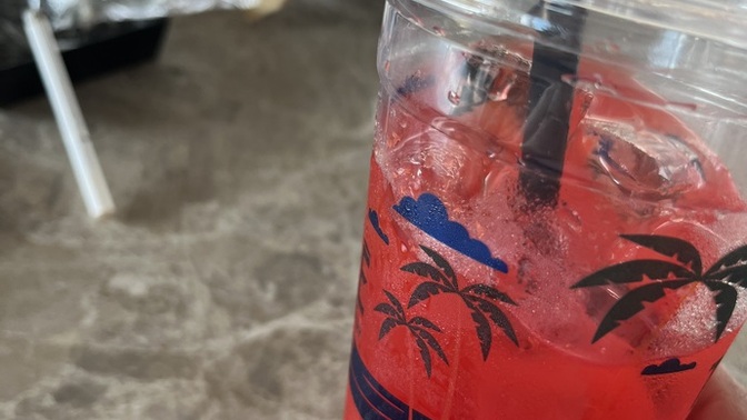 Kime limonata ısmarlayayım?