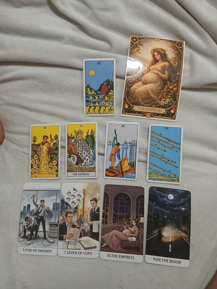 Ona karşı ne hissediyor tarot falı bakan var mı?