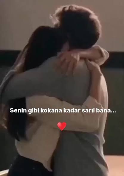 Kalbinizin çok özlediği, şu an yanınızda olsa sımsıkı sarılmak istediğiniz biri var mı?