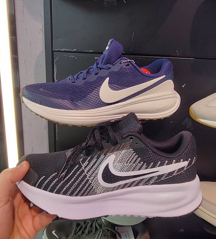 Hangi renk model ayakkabı güzel?