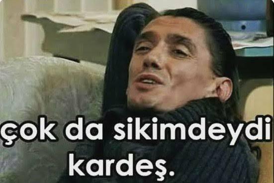 Düğünlerde yalnız olan arkadaşlarına, dansta eşinin eşlik ettiğini söyledi tepkiler gecikmedi. Peki siz bunu yapar mıydınız?