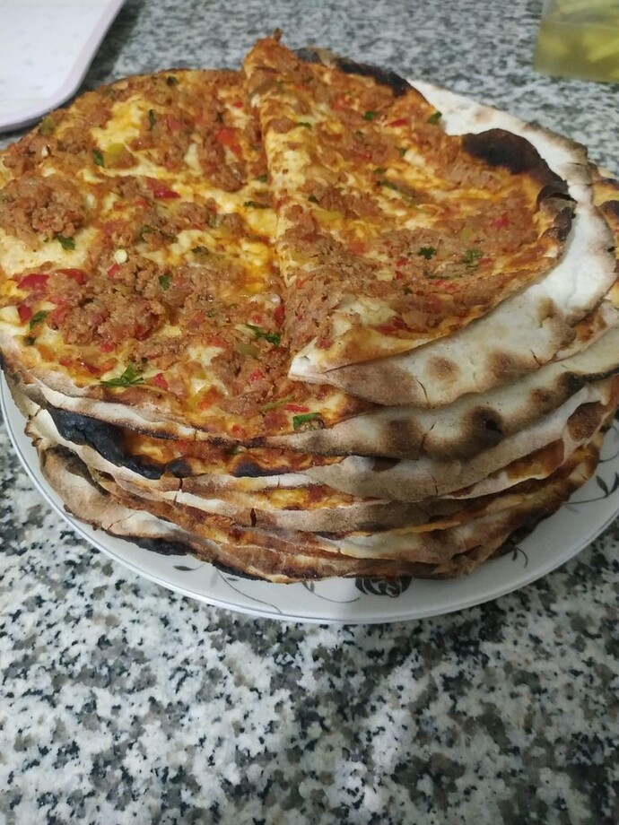 Hamuru bir tık kalın olmuş olabilir?