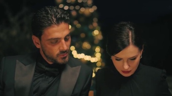 Sevgilinizle baş başa kahvaltı mı romantik akşam yemeği mi tercih ederdiniz?