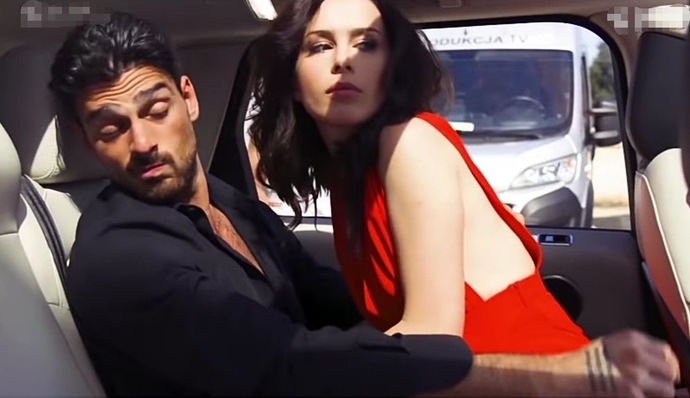 Sevgi özgür bırakmak mıdır yoksa sahip çıkmak mı?