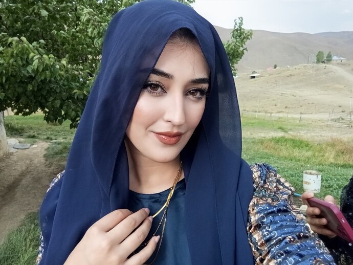 Tesettür bana yakışır mı, ailem istiyor ama ben kendimi tesettürlü beğenmiyorum ne yapmalıyım?