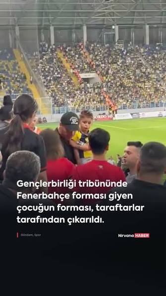 Maçı seyreden minik taraftarın Fenerbahçe formasının tepkiler üzerine çıkartılması için ne düşünüyorsunuz?