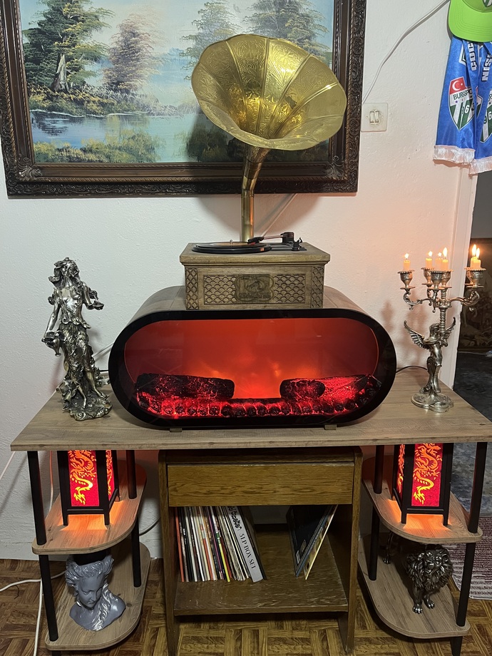 Evinizde böyle şık ve rahat bir müzik köşesi olsun ister miydiniz?