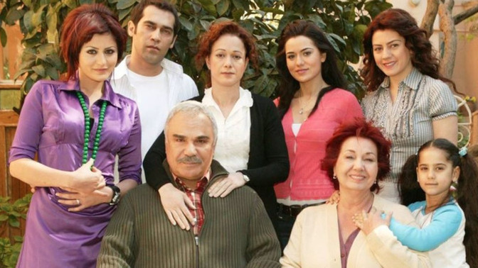 Yorum atın, hangi Yaprak Dökümü karakteri olduğunuzu söyleyeyim?